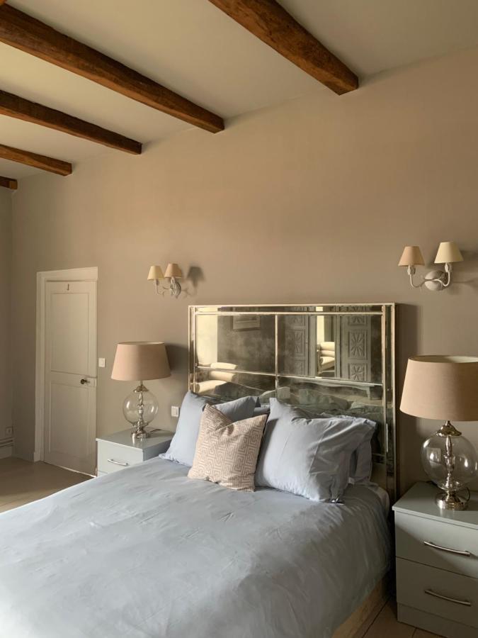 Le Petit Manoir Bed & Breakfast Brux Exterior photo